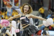 吉林男篮啦啦队长发飘飘 演绎赛场最美风景线