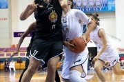 粤女篮内线巨无霸独揽35+18 力擒浙江豪取主场连胜