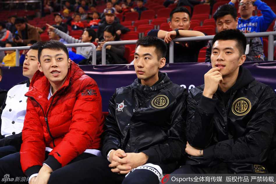 聚光灯下，孙铭徽投中准绝杀后握拳怒吼，脸上是难以掩饰的激动与霸气，这一晚他用表现证明了MVP的含金量，也为自己的全明星之旅开了一个好头。