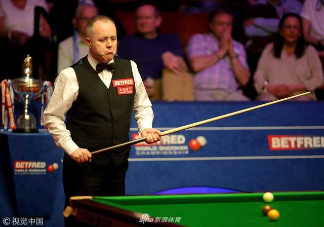 75三杰内战希金斯10-8七连鞭险胜威廉姆斯 75三杰内战希金斯10-8七连鞭险胜威廉姆斯