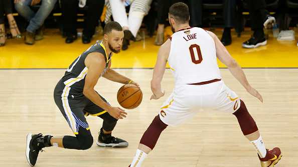 奥尼尔带伤出战 湖人104-96客胜公牛