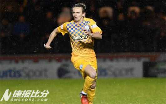 标题:切尔米蒂帽子戏法,流浪者4-2逆转哈茨 标题:切尔米蒂帽子戏法,流浪者4-2逆转哈茨