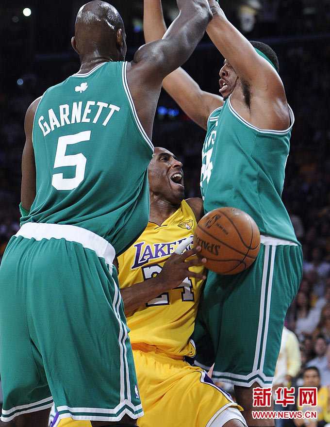 湖人83-79凯尔特人总决赛G7高清录像:紫金逆转绿军夺队史第16冠 湖人83-79凯尔特人总决赛G7高清录像:紫金逆转绿军夺队史第16冠