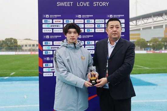 足协杯-10人华夏0-1恒大,郑龙一剑封喉 足协杯-10人华夏0-1恒大,郑龙一剑封喉