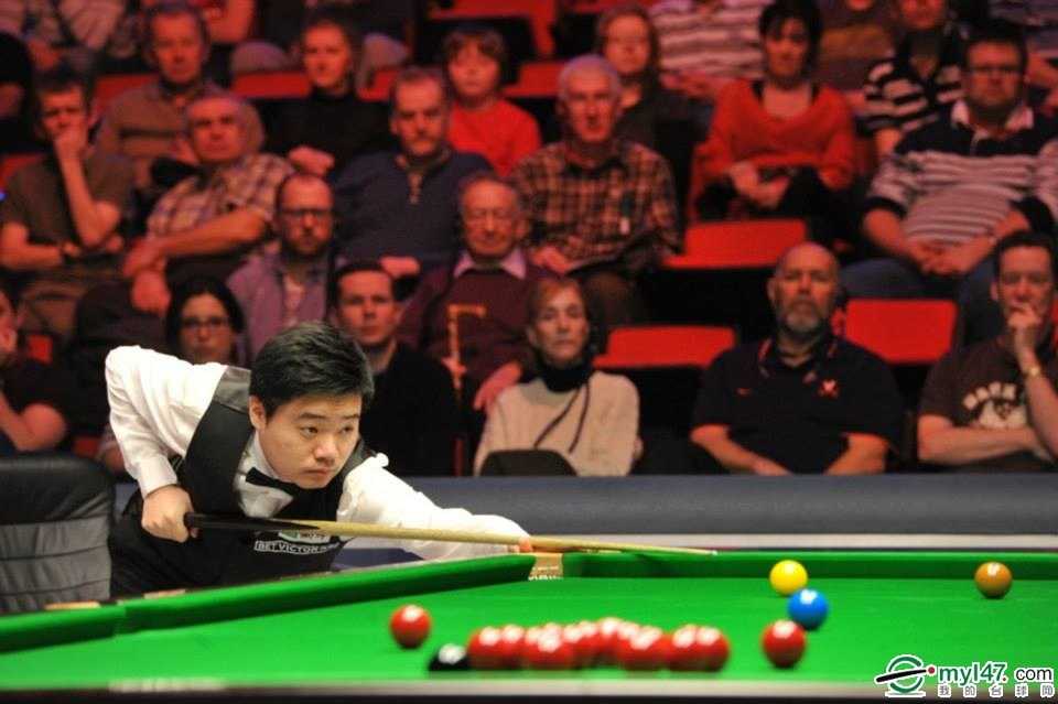 2014年世锦赛奥沙利文13-11逆转佩里惊险进八强