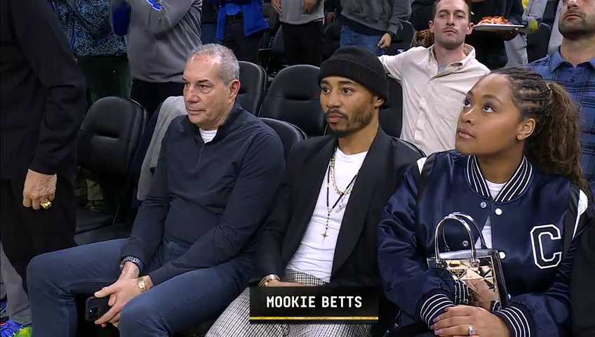 勇士主场131-126险胜奇才，波神28+8率队三连胜