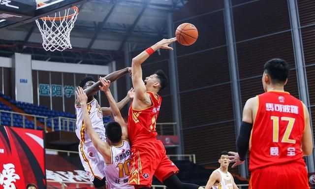 广东110-105险胜深圳延续德比统治力