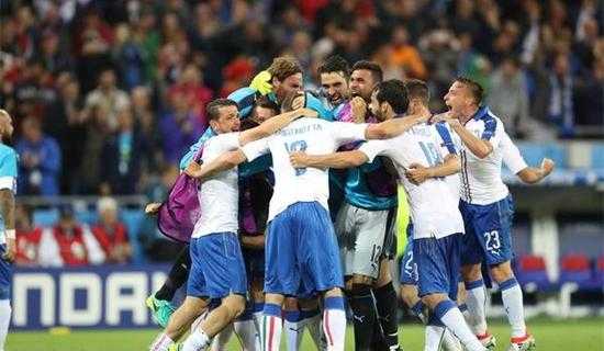 最老首发完胜欧洲第一：意大利2-0比利时