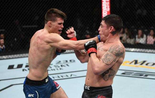 争议之夜！桑切斯分歧判定险胜卡普曼