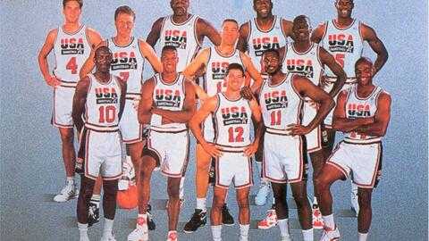 科比末节13分3+1定乾坤，美国男篮118-107险胜西班牙重夺奥运金牌