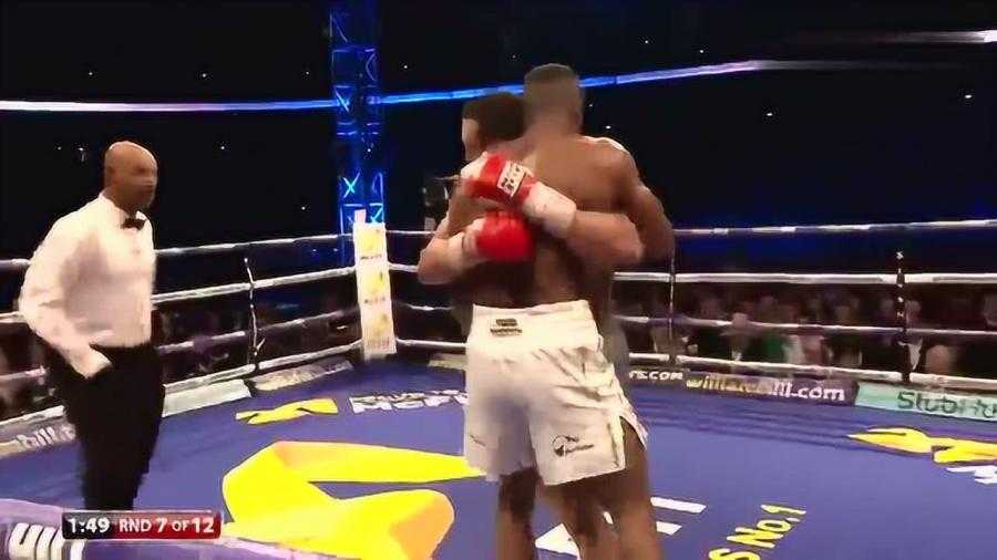 约书亚终结保罗宣告复苏，英国两代拳王隔空论战