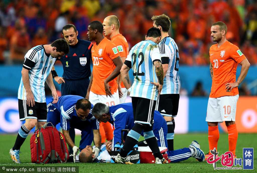 罗梅罗两扑点球，阿根廷点球4-2淘汰荷兰进决赛