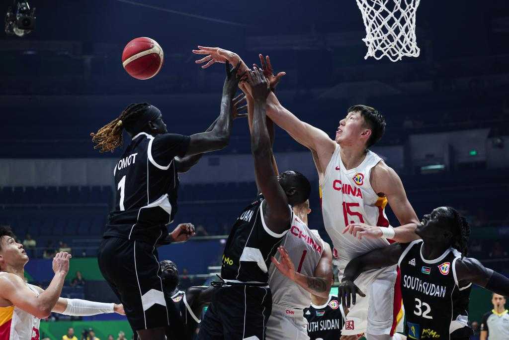 2018年8月4日中国男篮vs乌克兰 再战欧洲劲旅吴前能否延续神奇手感